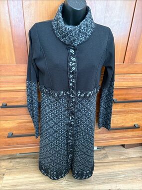 LO RI wool blend Patterned Long Cardigan with Contrast Collar
